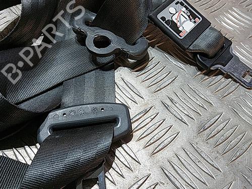 Used Rear center seatbelt Rear center seatbelt RENAULT CLIO III (BR0/1, CR0/1) 1.5 dCi (C/BR0G, C/BR1G) (68 hp) 21504267 21504267