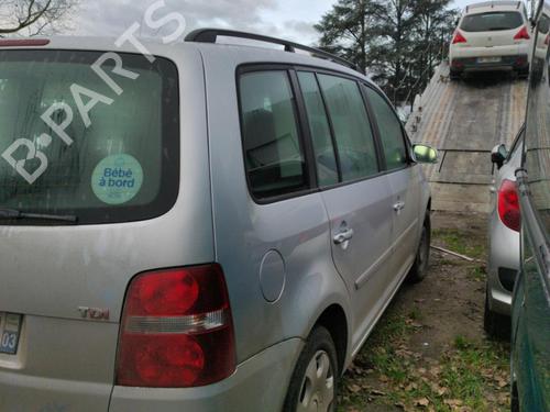 Front right quarter glass VW TOURAN (1T1, 1T2) 2.0 TDI | BP21515589C112 