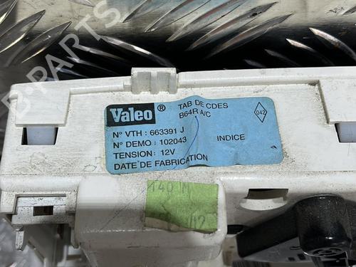 Used Climate control Climate control 21502942 21502942