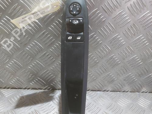 Used Left front window switch Left front window switch CITROËN DS3 (SA_) 1.6 VTi 120 (120 hp) 32684601 32684601