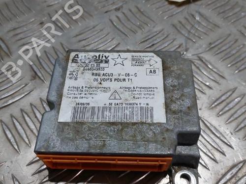 Used ECU airbags ECU airbags PEUGEOT 206 Hatchback (2A/C) 1.4 HDi eco 70 (68 hp) 21508109 21508109