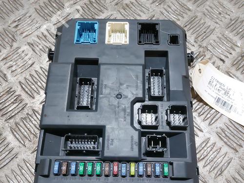 Used Fuse box CITROËN C3 II (SC_) 1.4 VTi 95 (95 hp) 21513463