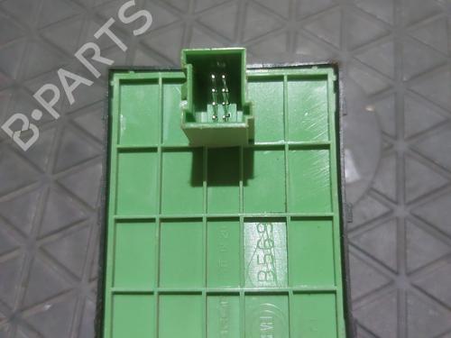 Used Left front window switch Left front window switch FIAT TIPO Saloon (356_, 357_) 1.3 D (356SXB1A, 356SXH1A, 356SXD1A) (95 hp) 24569747 24569747