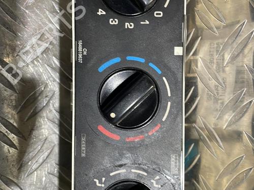 Used Climate control Climate control 21515601 21515601