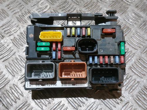 Fuse box CITROËN C3 II (SC_) 1.6 BlueHDi 100 | BP21596084E1 - Image 2