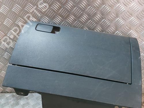 Used Glove box VW POLO V (6R1, 6C1) 1.4 (6R1) (85 hp) 21513739