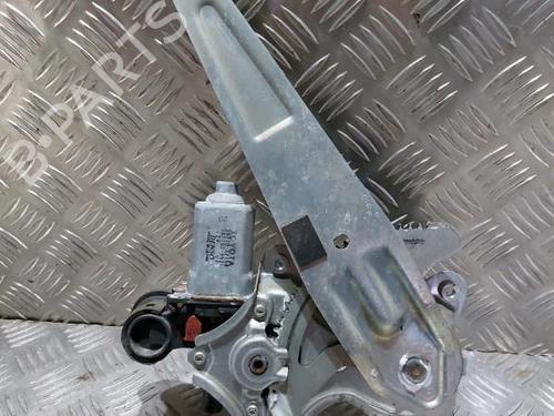 Rudehejsemekanisme Højre bagtil TOYOTA RAV 4 II (_A2_) 2.0 D 4WD (CLA20_, CLA21_, CLA20R, CLA21R) | BP21512721C25 