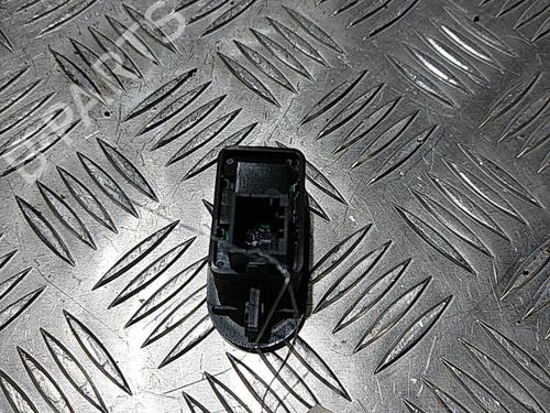 Used Right front window switch PEUGEOT 1007 (KM_) 1.6 16V (109 hp) 21514838