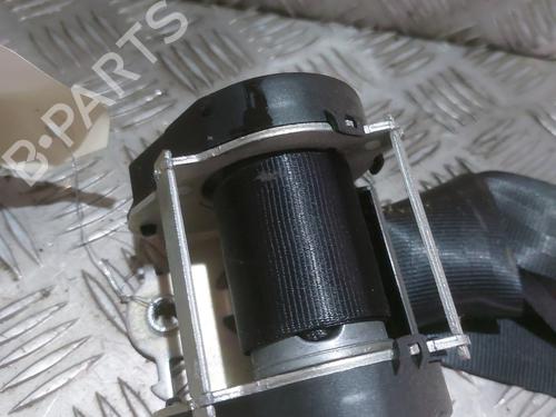 rear-left-seatbelt-dacia-lodgy-js_-2012-23811451 main image