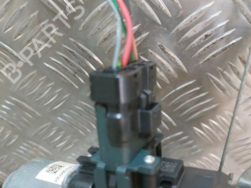 Used Front right window mechanism Front right window mechanism RENAULT MEGANE IV Hatchback (B9A/M/N_) 1.5 dCi 110 (B9A3) (110 hp) 23041862 23041862