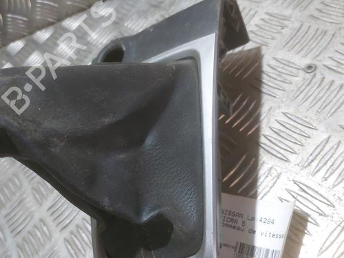 Used Shift knob Shift knob NISSAN MICRA V (K14) 0.9 IG-T (90 hp) 27300490 27300490