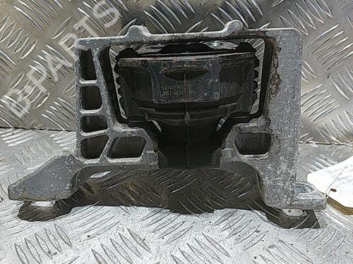 Used Engine mount VOLVO S40 II (544) D2 (115 hp) 21506507