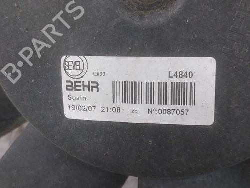 Used Radiator fan Radiator fan 36412910 36412910