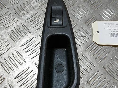 Used Left rear window switch Left rear window switch PEUGEOT 308 I (4A_, 4C_) 1.6 HDi (109 hp) 21510432 21510432