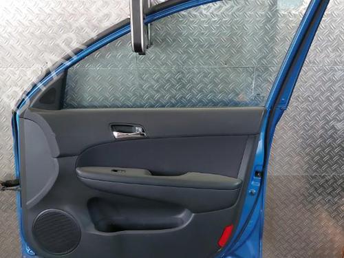 Used Right front door HYUNDAI i30 Estate (FD) 1.6 CRDi (116 hp) 21503425