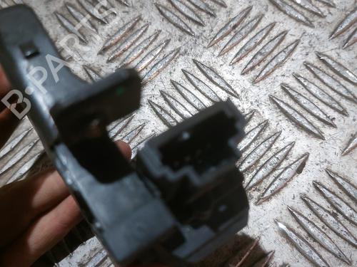 Used Tailgate lock Tailgate lock RENAULT TWINGO II (CN0_) 1.2 16V (CN0K, CN0V, CN0A) (76 hp) 23218570 23218570