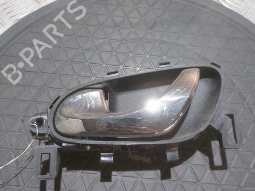 Used Rear left interior door handle RENAULT KADJAR (HA_, HL_) 1.2 TCe 130 (HLMR) (130 hp) 23811140