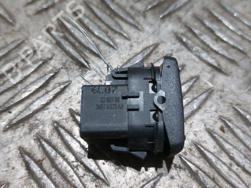 Used Right rear window switch FORD FOCUS II (DA_, HCP, DP) 1.6 TDCi (90 hp) 21509700