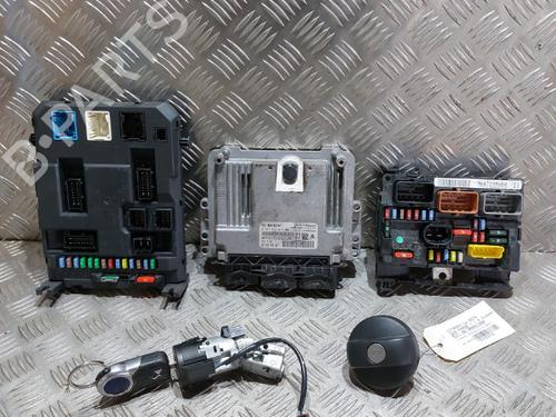 Used Electronic module CITROËN DS3 (SA_) 1.6 HDi 90 (92 hp) 21505835