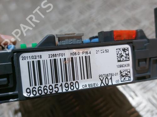 Used Fuse box Fuse box PEUGEOT 207 (WA_, WC_) 1.4 HDi (68 hp) 22923803 22923803
