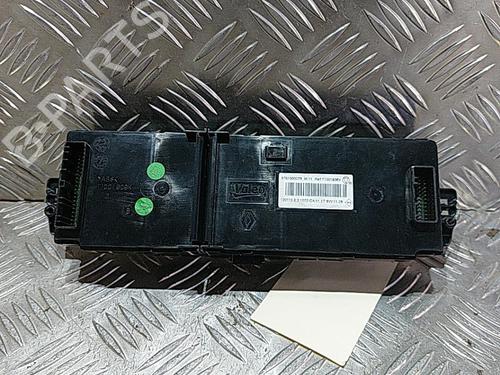 Used Climate control RENAULT MEGANE III Hatchback (BZ0/1_, B3_) 1.9 dCi (BZ0N, BZ0J) (131 hp) 21514713