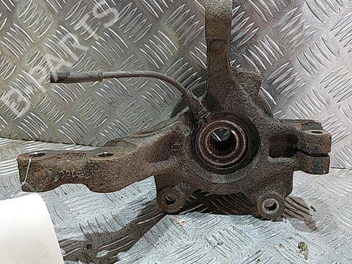 Used Right front steering knuckle Right front steering knuckle RENAULT MODUS / GRAND MODUS (F/JP0_) 1.6 (JP03, JP0B, JP0U, JP0Y, JP1G) (112 hp) 21514688 21514688