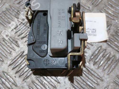 Zamek drzwi przednich prawych PEUGEOT 206 Hatchback (2A/C) 1.1 i | BP21572131C97 