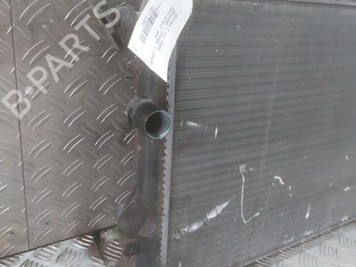 Used Water radiator Water radiator RENAULT MEGANE I Coach (DA0/1_) 1.9 dCi (DA05, DA1F) (102 hp) 33015980 33015980