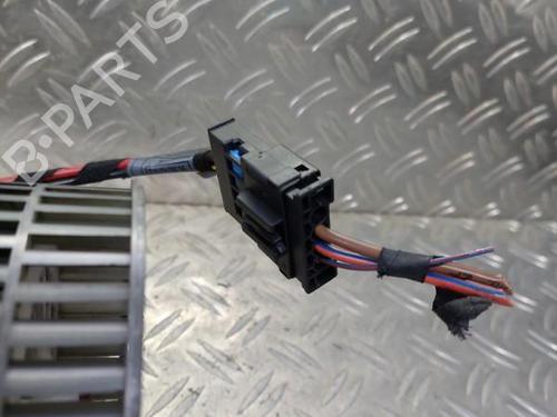 Heater blower motor BMW 5 (E60) 525 d | BP21503856M62 