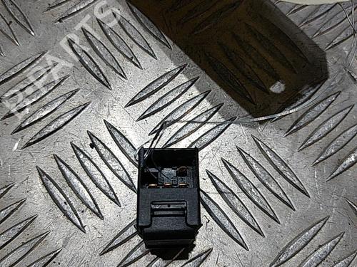 Used Left rear window switch Left rear window switch VW GOLF IV (1J1) 1.9 TDI (101 hp) 21504189 21504189