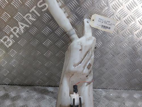 Used Windscreen washer tank Windscreen washer tank RENAULT CLIO III (BR0/1, CR0/1) 1.5 dCi (C/BR0G, C/BR1G) (68 hp) 21513758 21513758