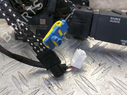 Used Squib airbag Squib airbag RENAULT CLIO IV (BH_) 1.5 dCi 90 (90 hp) 21512803 21512803
