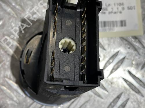 Used Headlight switch VW POLO (9N_, 9A_) 1.9 SDI (64 hp) 21515880