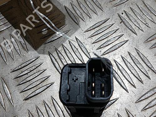 Used Left front window switch FORD FIESTA V (JH_, JD_) 1.6 TDCi (90 hp) 21512935