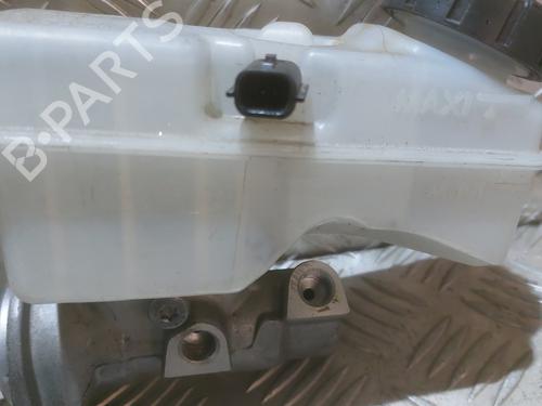 brake-master-cylinder-dacia-lodgy-js_-2012-30822864 main image