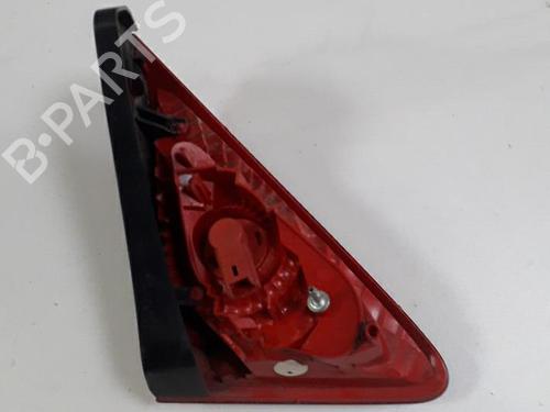 Używane Lampa tylna klapy bagażnika prawa PEUGEOT 3008 I MPV (0U_) 2.0 HDi (163 hp) 30725547