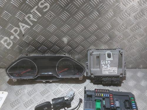 Used Electronic module PEUGEOT 208 I (CA_, CC_) 1.6 HDi (92 hp) 26737534