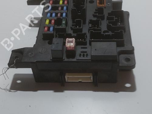 Used Fuse box Fuse box CITROËN C-CROSSER (VU_, VV_) 2.2 HDi (156 hp) 34349907 34349907