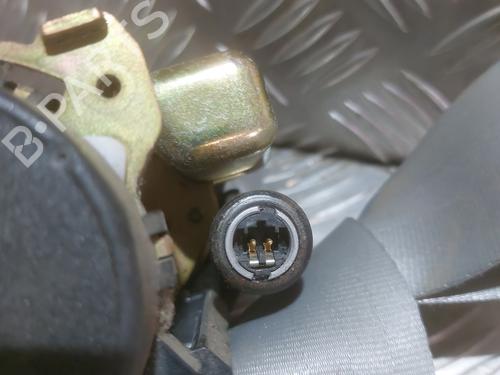Used Rear right seatbelt Rear right seatbelt RENAULT SCÉNIC I MPV (JA0/1_, FA0_) 1.9 dCi (JA05, JA1F) (102 hp) 27612990 27612990