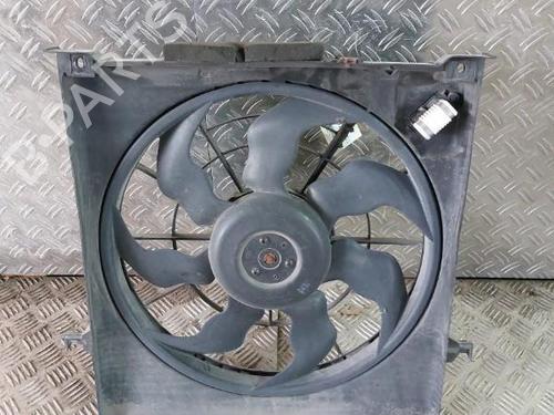 Used Radiator fan Radiator fan HYUNDAI i30 Estate (FD) 1.6 CRDi (116 hp) 21512272 21512272