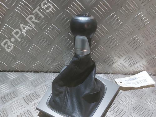 Used Shift knob AUDI A3 Sportback (8PA) 2.0 TDI 16V (140 hp) 25145138