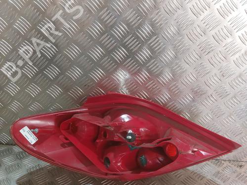 Used Right taillight Right taillight 21670752 21670752
