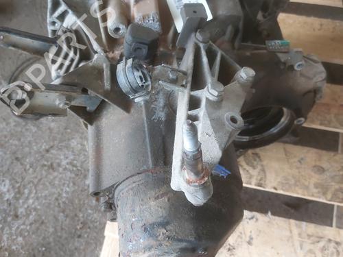 Used Gearbox RENAULT CLIO II (BB_, CB_) 1.2 (BB0A, BB0F, BB10, BB1K, BB28, BB2D, BB2H, CB0A,... (58 hp) 21671015