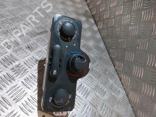 Commande Chauffage RENAULT CLIO III (BR0/1, CR0/1) 1.5 dCi (C/BR0G, C/BR1G) (68 hp) 21513363