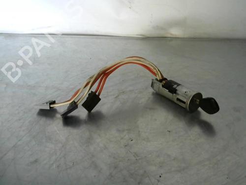 Used Ignition barrel FIAT ULYSSE (220_) 1.9 TD (92 hp) 26495391