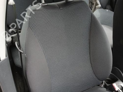 Sæde højre fortil NISSAN MICRA III (K12) 1.2 16V (80 hp) 21510128