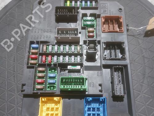 Used Fuse box Fuse box PEUGEOT 508 SW I (8E_) 2.0 HDi RXH Hybrid4 (200 hp) 26506728 26506728