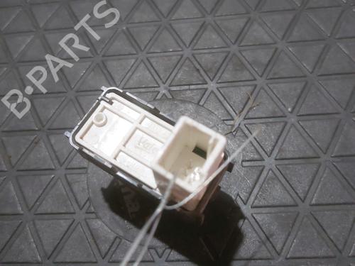 Used Right front window switch Right front window switch PEUGEOT 308 II (LB_, LP_, LW_, LH_, L3_) 1.6 HDi (92 hp) 26021984 26021984