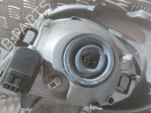 Used Right headlight Right headlight RENAULT TRAFIC II Bus (JL) 1.9 dCI 100 (JL0C, JL0K) (101 hp) 25050475 25050475