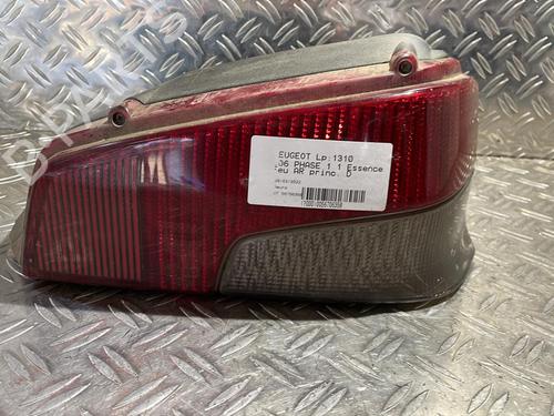 Højre baglygte PEUGEOT 106 I (1A, 1C) 1.0 (50 hp) 28577725